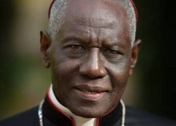 « Sans morale, sans Dieu, notre pays ne se relèvera jamais » : le cardinal Robert Sarah alerte