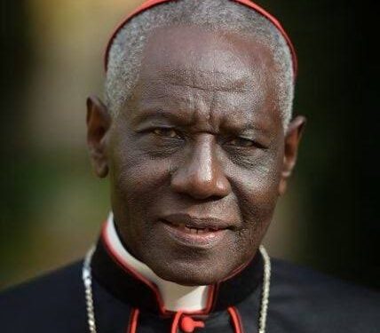 « Sans morale, sans Dieu, notre pays ne se relèvera jamais » : le cardinal Robert Sarah alerte