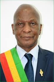 « Les dés sont pipés » : Fodé Mohamed Soumah annonce son retrait de la vie politique