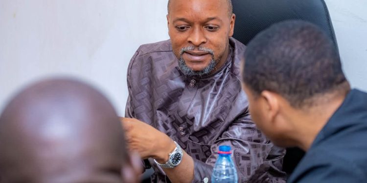 Conakry : 2 800 tonnes de déchets par jour, le plan du ministre Aboubacar Camara pour inverser la tendance