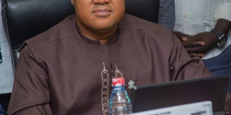 « Je prends devant vous l’engagement de mettre toute mon expérience, mon énergie et mon dévouement au service de l’État » : Mandian Traoré officiellement installé dans ses fonctions
