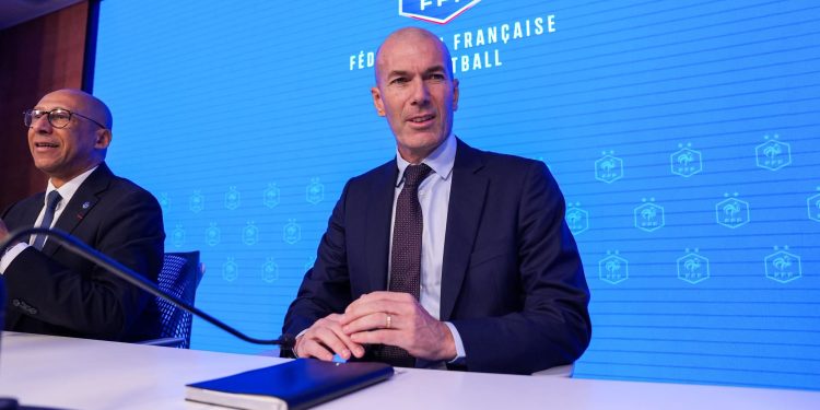 Officiel : Zinédine Zidane prend les commandes de l’équipe de France