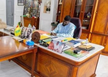 « Contre la corruption, ma main ne tremblera pas », prévient Doumbouya